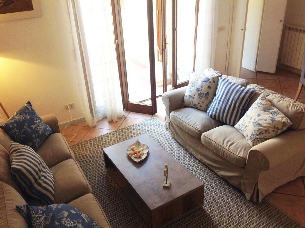 ヴィアレッジョ Casa Mario Dei Piniヴィラ エクステリア 写真